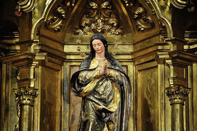 El restaurado retablo mayor de San Andrés, al detalle