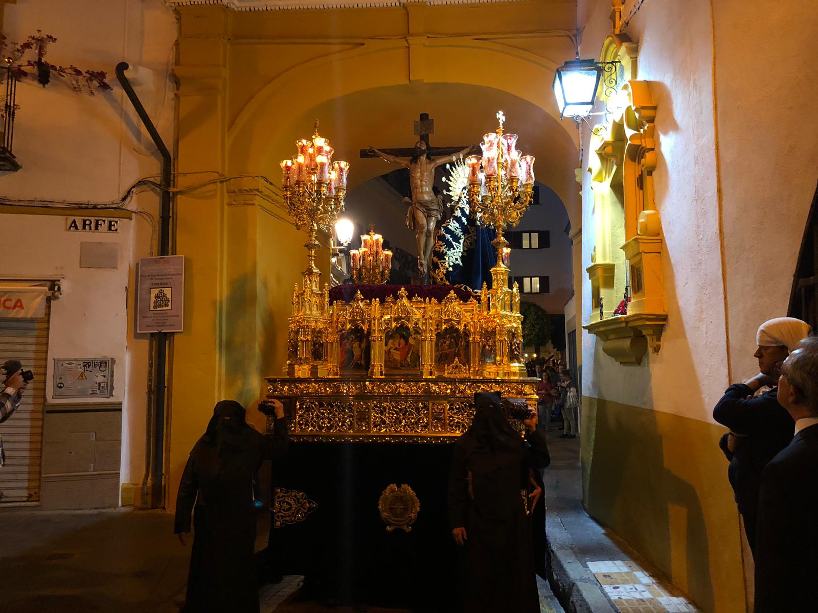 En directo y en tiempo real, la retransmisión del Martes Santo