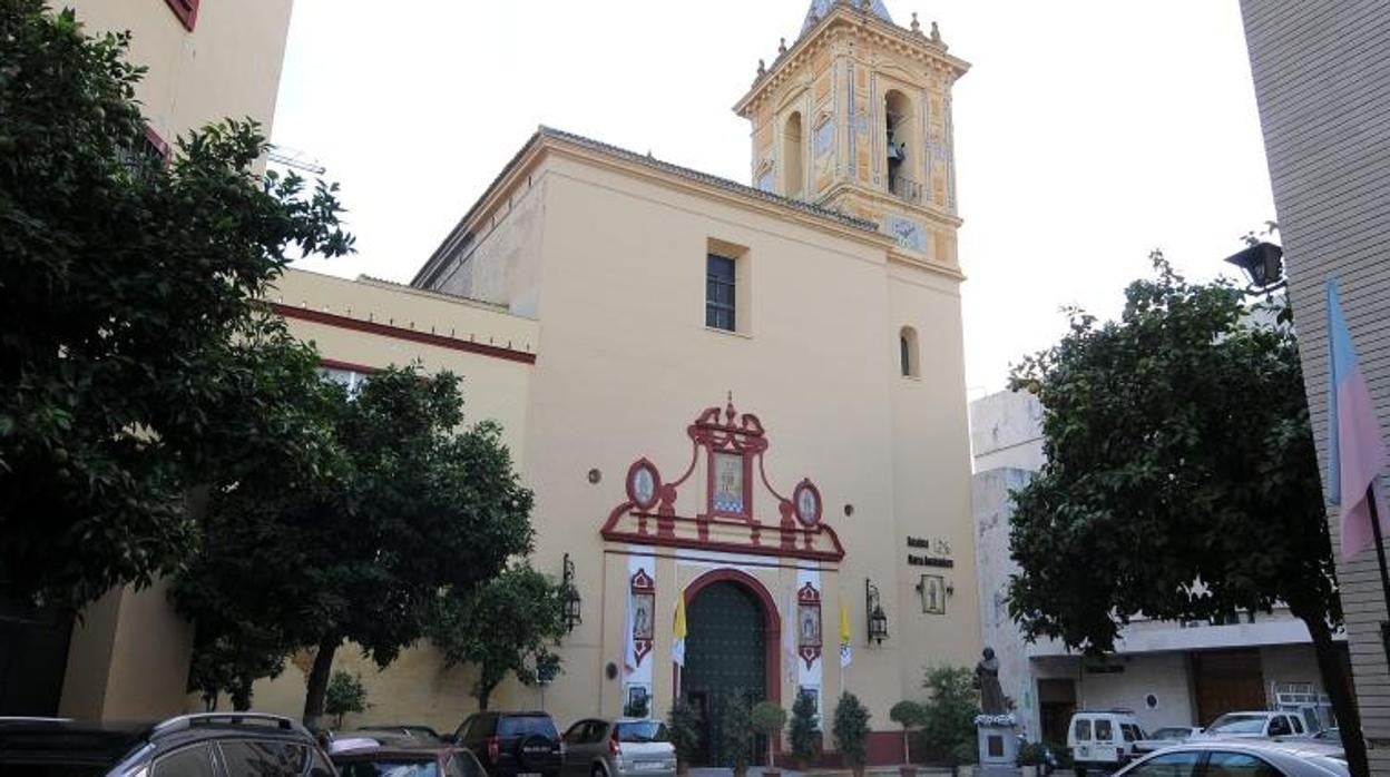 Basílica Santuario de María Auxiliadora de Sevilla