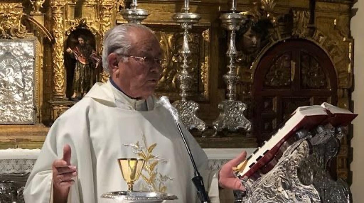 Muere el padre Manuel Luque, un símbolo de la Iglesia de Sevilla