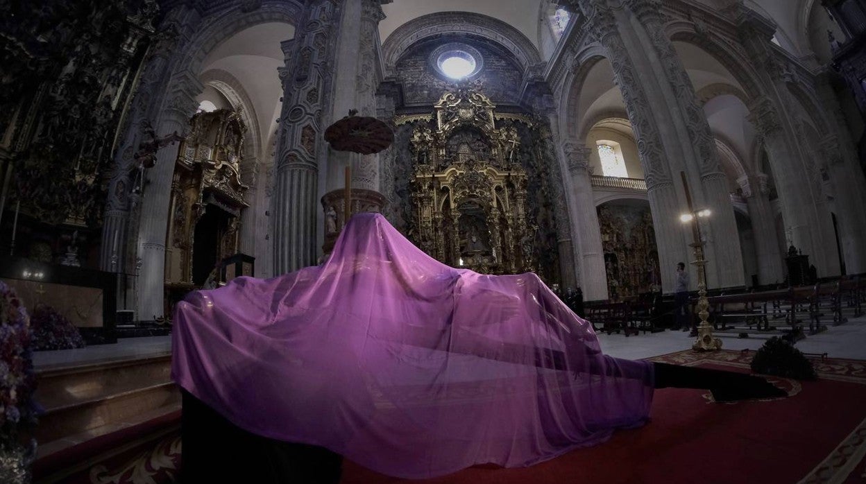 El Cristo del Amor, velado en el Viernes Santo