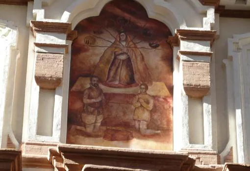 Pintura de la Antigua y Siete Dolores en la fachada de la actual capilla de Montserrat