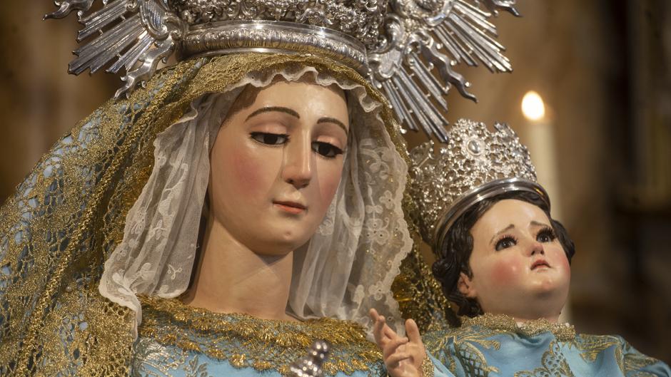 Miñarro culmina la restauración de la Virgen de la Paz de la Mortaja