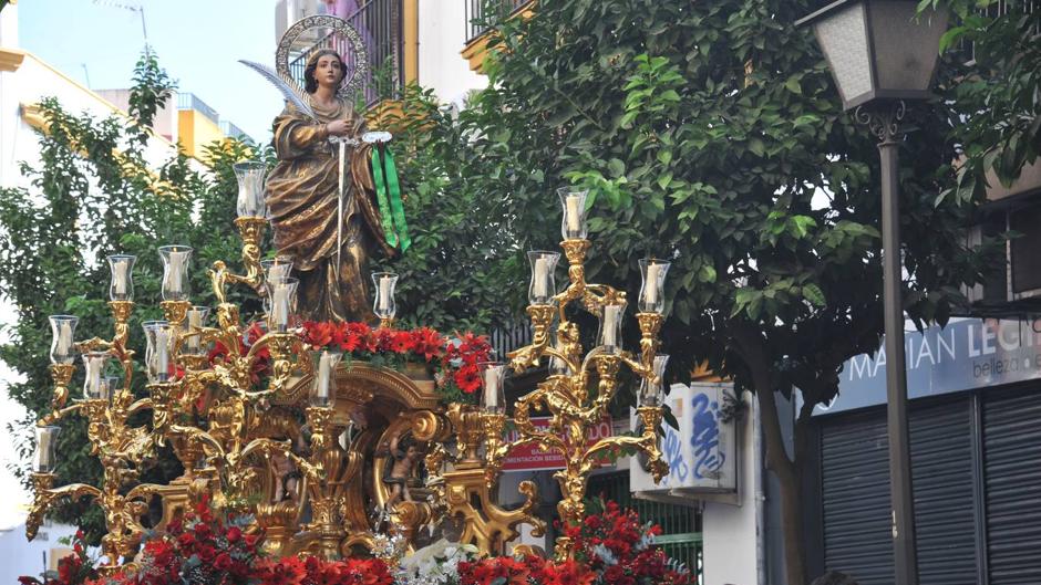 Santa Lucía, obligada a adelantar una semana su procesión: «Nos prohíben el día 10»