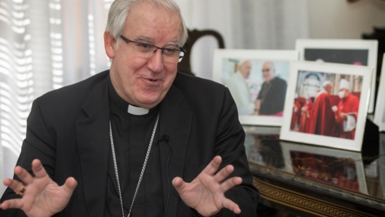 El arzobispo de Sevilla durante la entrevista con ABC