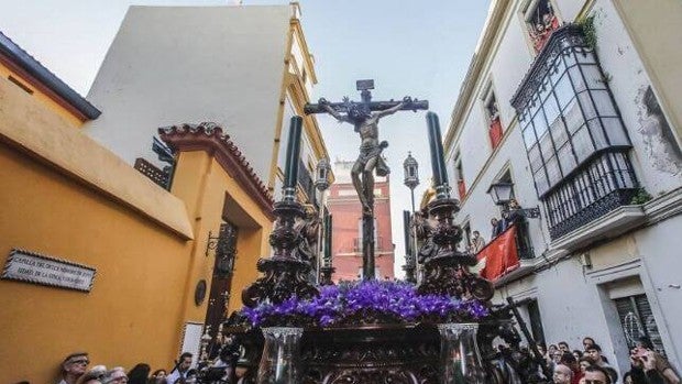 Hermandad de la Vera Cruz | Semana Santa de Sevilla