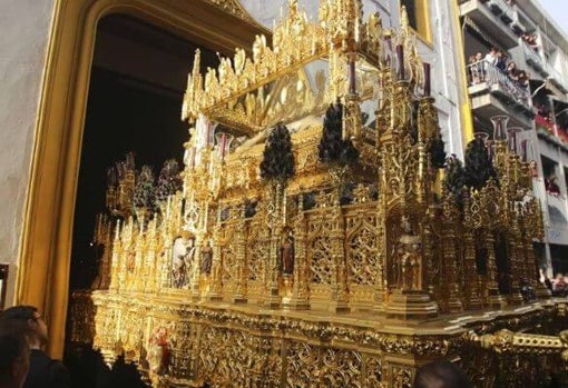 El Cristo del Santo Entierro el Sábado Santo