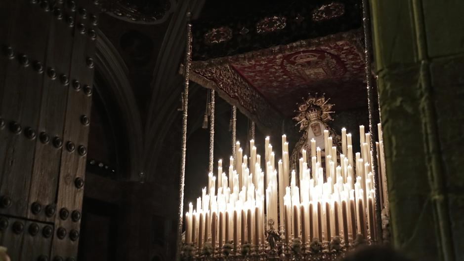 Dónde ver las hermandades de la Madrugada en Sevilla