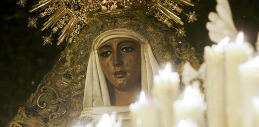 Horarios e itinerarios de la Madrugada de la Semana Santa de Sevilla 2022