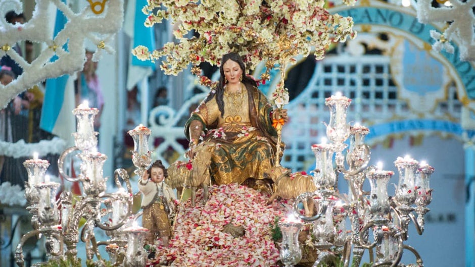 Así fue la procesión de la Pastora de Cantillana