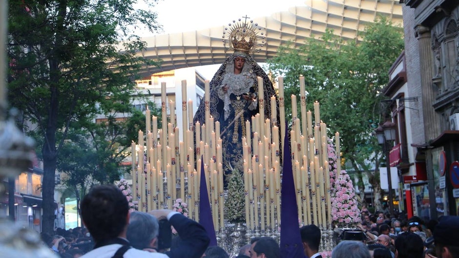 Las galerías de fotos de la Semana Santa de Sevilla 2022