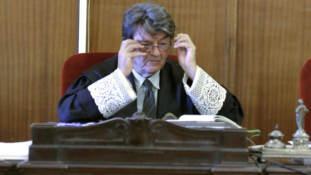 El presidente del tribunal que debe dictar ahora sentencia