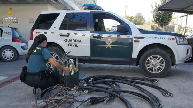 La Guardia Civil ha detenido a un vecino de Utrera que robó cableado de cobre