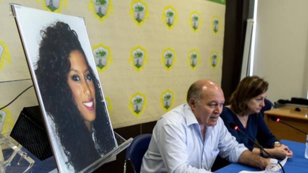 La familia adpotiva de Malona pide a Rajoy que no se olvide de la joven y su bebé