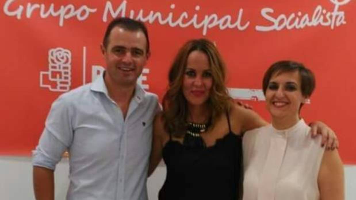 Los tres ediles socialistas han pasado a formar parte del grupo no adscrito