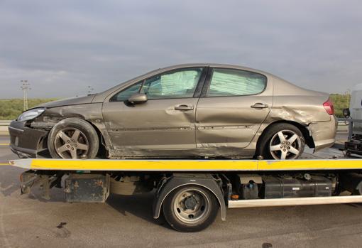 Un herido en un nuevo accidente de tráfico en la N-IV tras chocar dos coches en Los Palacios y Villafranca