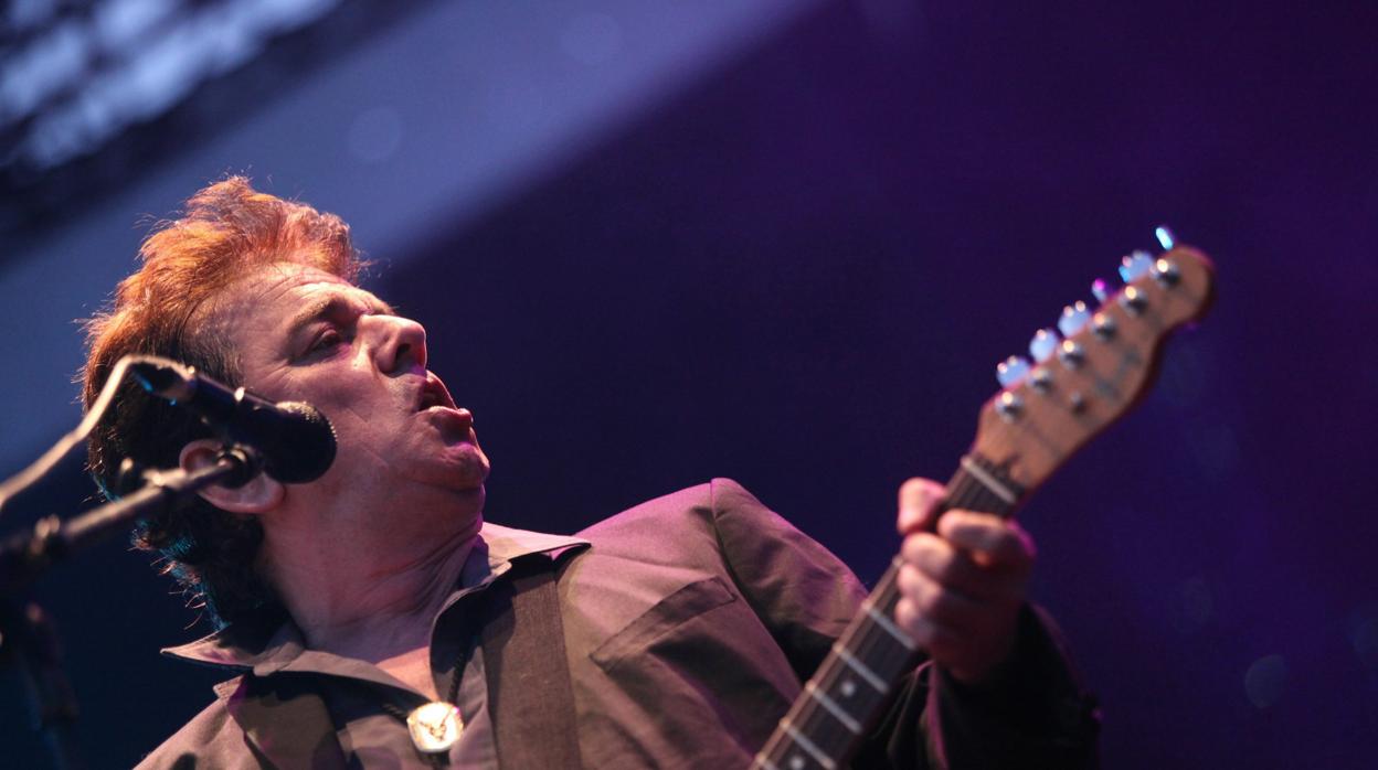 Jaime Urrutia, el que fuera vocalista de Gabinete Caligari, actúa el 10 de noviembre en Tomares