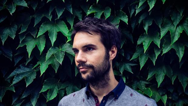 Álvaro Carmona suma varios premios por su serie de ficción «Gente hablando»