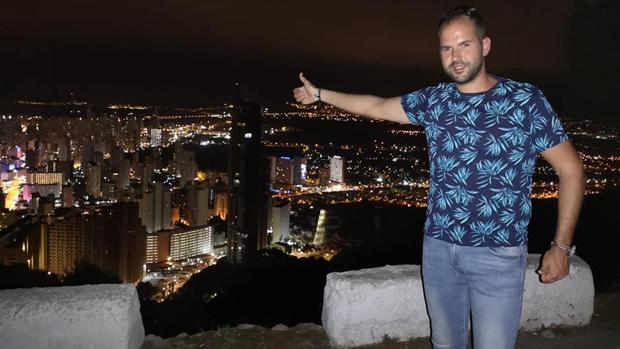 Un joven de Arahal gana la cesta de Navidad de la venta El Paisano valorada en 500.000 euros