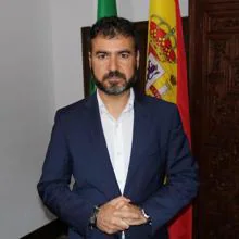 Manuel F. Oviedo, alcalde campanero