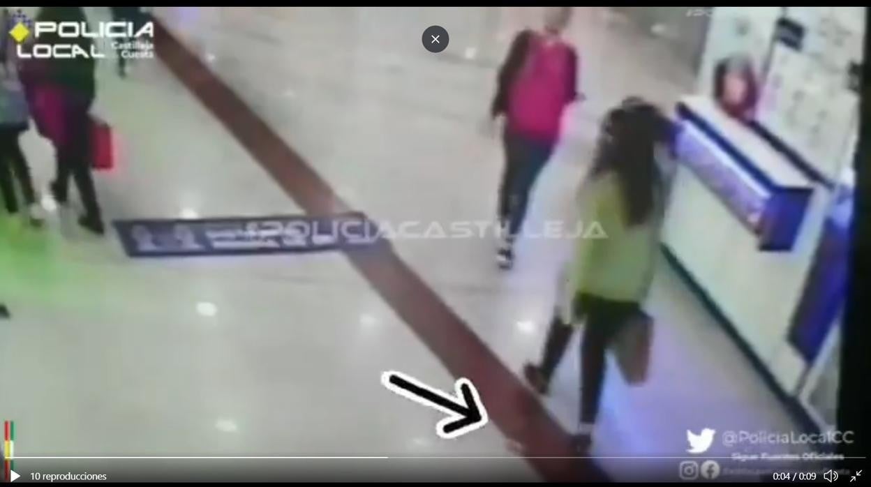 Buscan a una chica que perdió una importante cantidad de dinero en un centro comercial de Sevilla