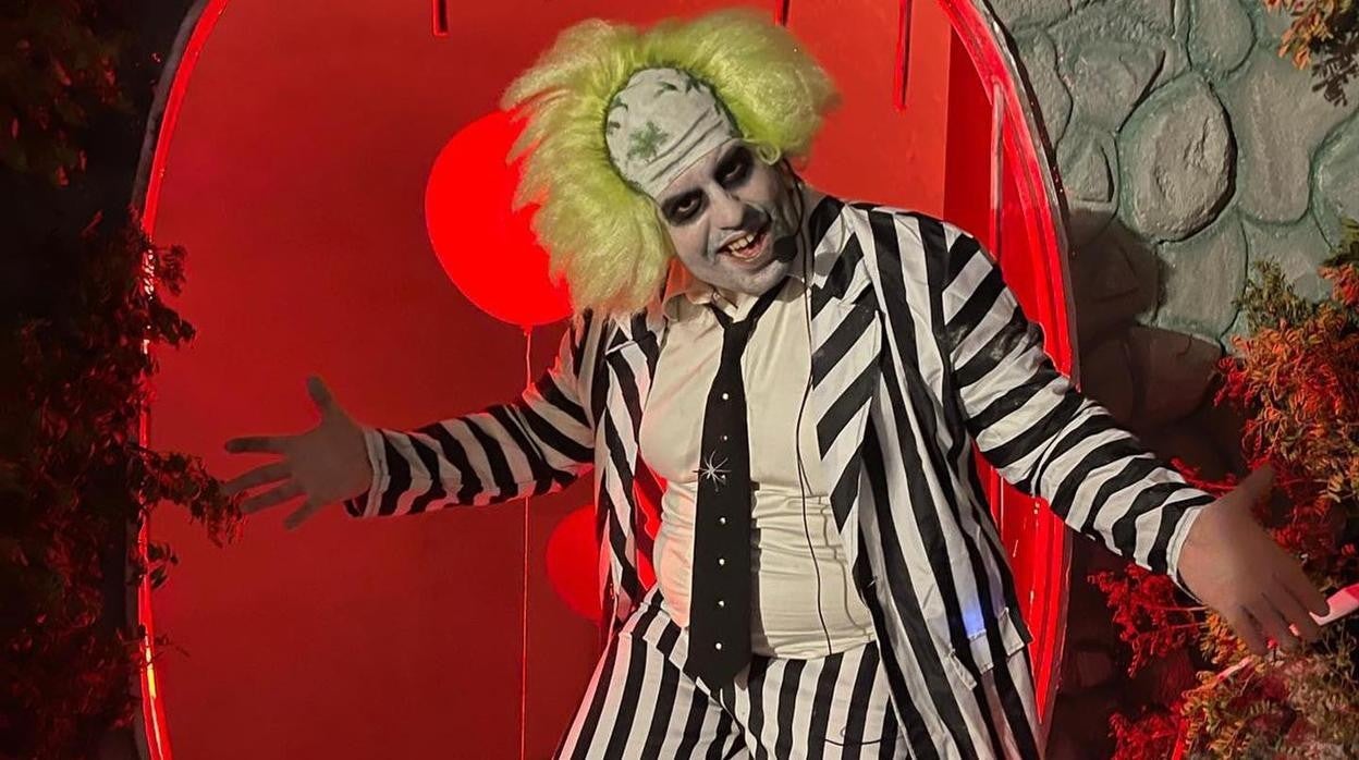 Actor de la empresa PuPPets-Marionetas Company Limited encargada de «El Túnel»