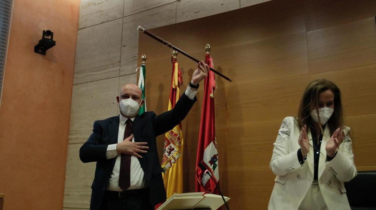 El nuevo alcalde de Dos Hermanas, el socialista Francisco Rodríguez