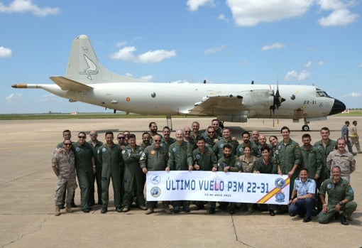 Componentes y antiguos miembros del Grupo 22