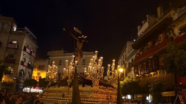 Hermandad del Amor | Semana Santa de Sevilla