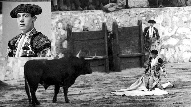 Retrato de Sánchez Mejías sobre una imagen de su última faena como matador de toros