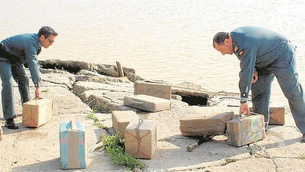 Operación de la Guardia Civil de Isla Mayor contra el tráfico de hachís por el Guadalquivir