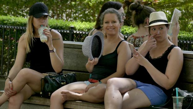 Las temperaturas máximas en Sevilla no bajarán de los 39 grados durante toda la semana
