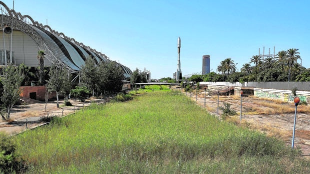 La Cartuja: de gran hito a escenario tétrico