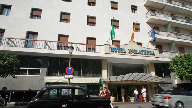 Fachada del Hotel Inglaterra