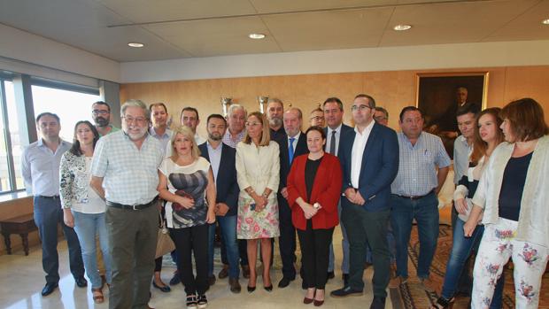 Una gran concentración en Los Palacios reclama el desdoble completo de la N-IV