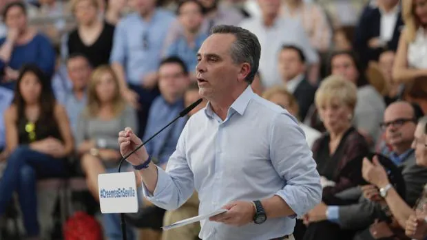 Acto de presentación de la candidatura de Juan Bueno para presidir el PP de Sevilla