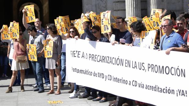 Los docentes de la US llevan en huelga desde el lunes