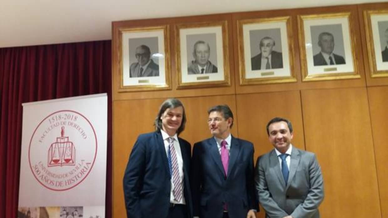 Catalá insiste en Sevilla en la preocupación social por los delitos sexuales