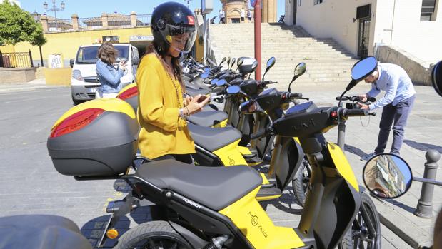 Sevilla frena los nuevos modelos de transporte que cubrirían sus carencias en movilidad
