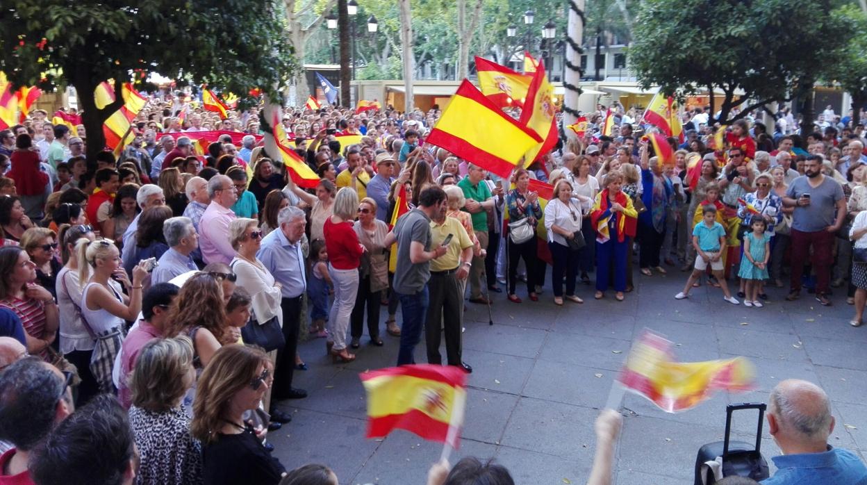 Concentración este domingo en la Plaza Nueva