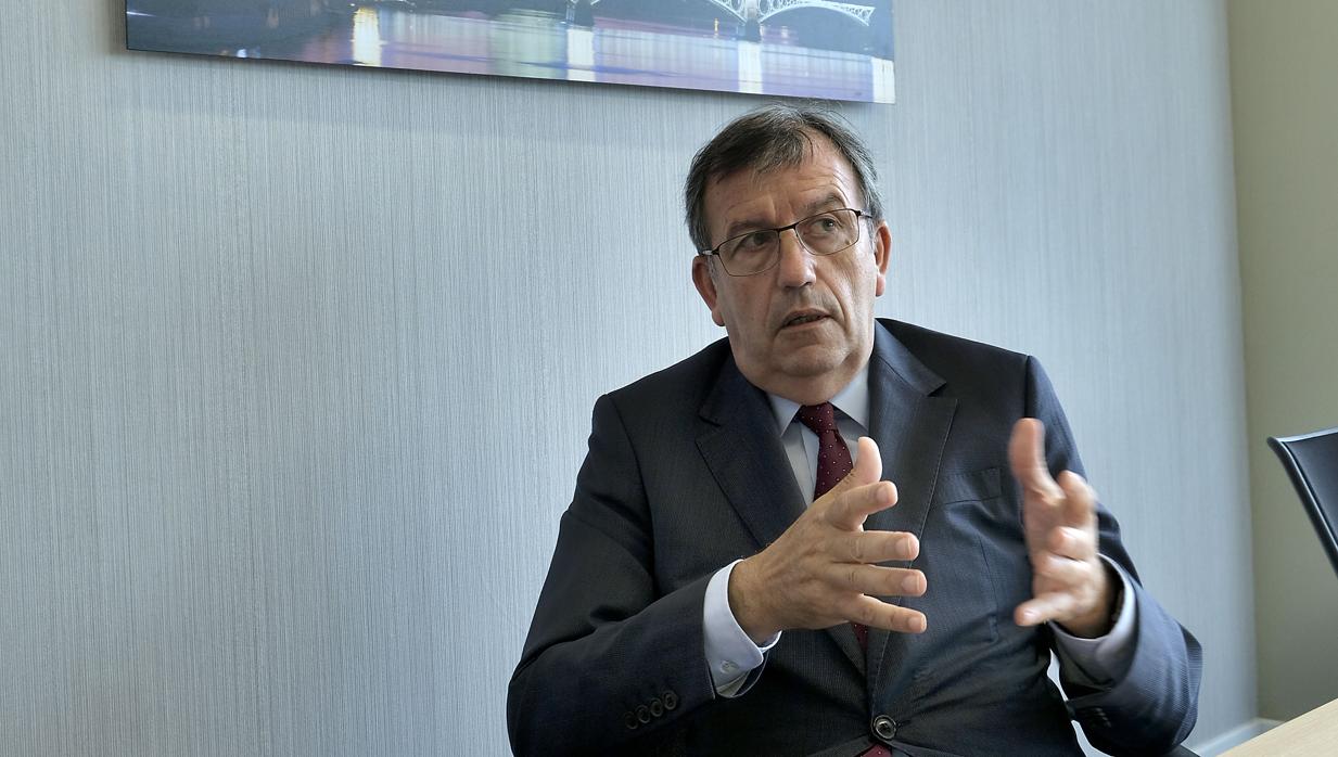 Antonio Cayuela, administrador único de Puerto Triana y presidente de BuildingCentener, ambas de CaixaBank