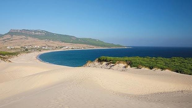Encuesta: ¿Qué playas de Andalucía son tus favoritas para disfrutar de las vacaciones?