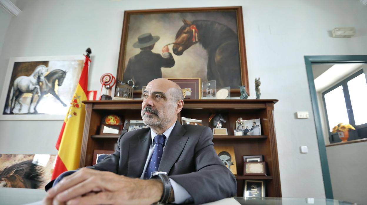 José Juan Morales, en el Cortijo del Cuarto, sede de Ancce