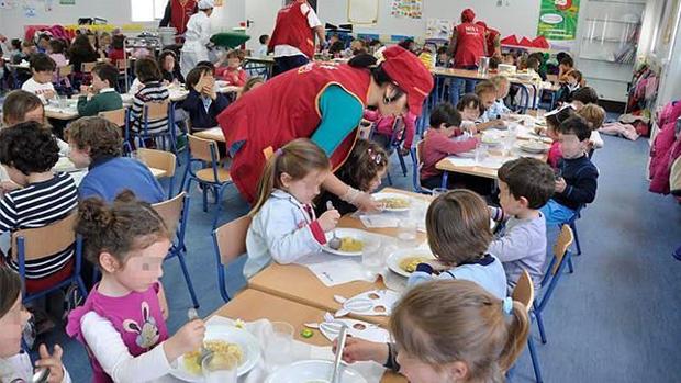Más de 40.400 usuarios podrán disfrutar del servicio de comedor escolar durante el próximo curso en Sevilla