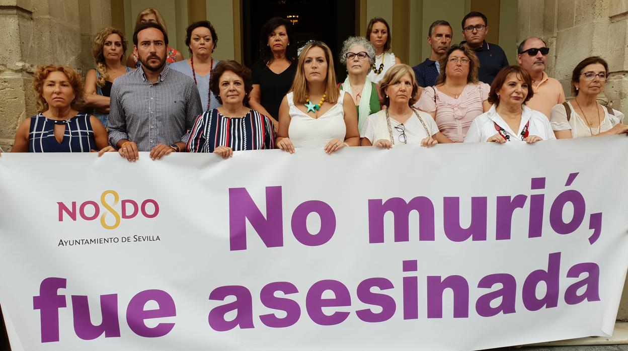 Representantes de la corporación municipal, este jueves en el Ayuntamiento