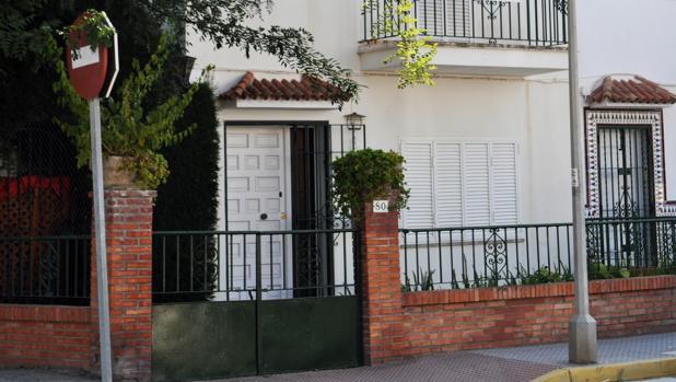 Así vivían los okupas de Chipiona en la casa de la procuradora sevillana