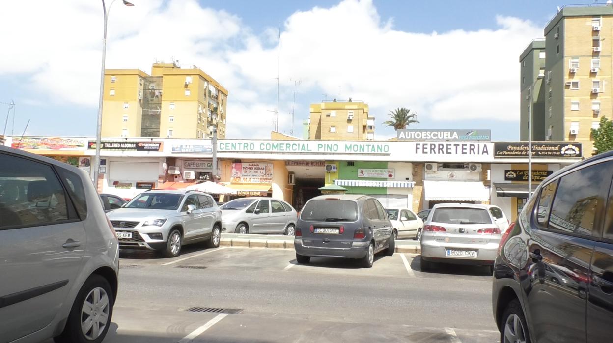 En esta zona del barrio se produjo este lunes la paliza a un vecino a quien le robaron su coche