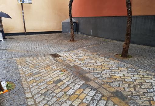 Adoquinado de Gerena en la calle Bailén