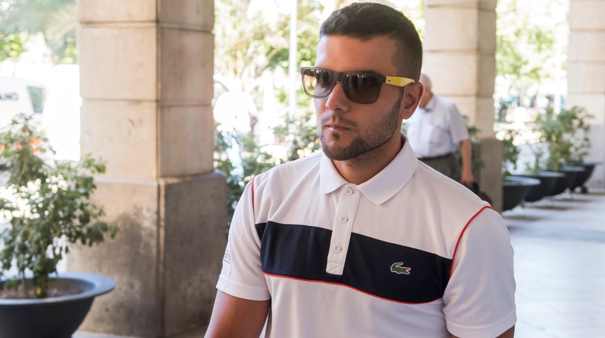 Boza, llegando a los juzgados de Sevilla