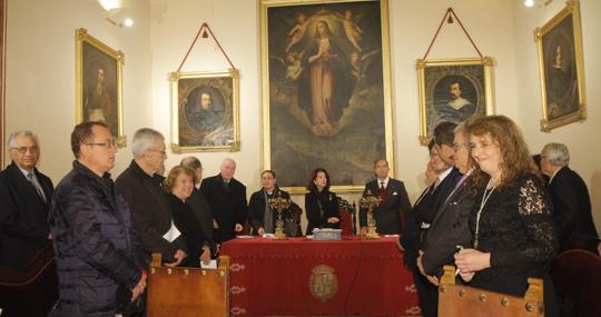 Comienzo del homenaje a José Enrique Ayarra